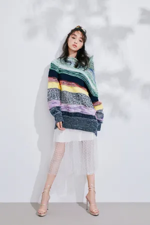 索朗美淇简约清新春日写真图片第1张