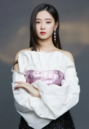 创造营2020徐艺洋性感写真_3