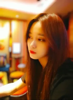 徐艺洋高冷唯美生活照图片