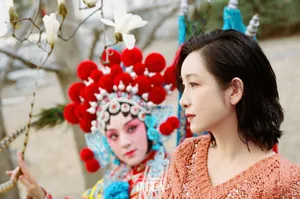 秦海璐春日优雅时尚写真图片_2