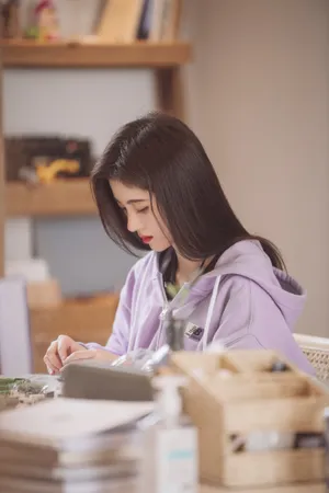 鞠婧祎《朋友请听好》俏丽图片_2
