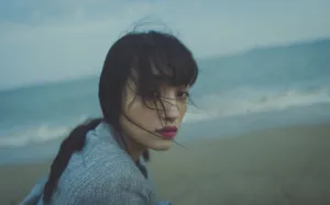 索朗美淇海边旅拍照图片_3