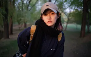周依然春日甜美写真图片_3