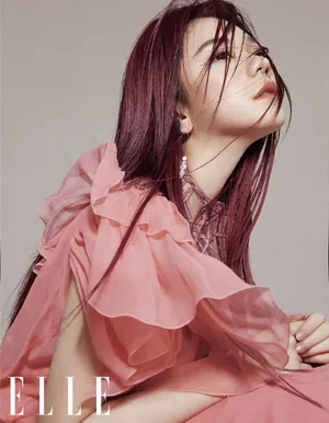 紫宁撞色妆甜酷写真图片_3