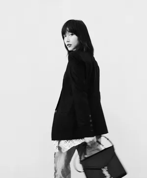 田沅优雅质感写真图片_7