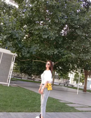 马瑞清爽甜酷街拍图片_8