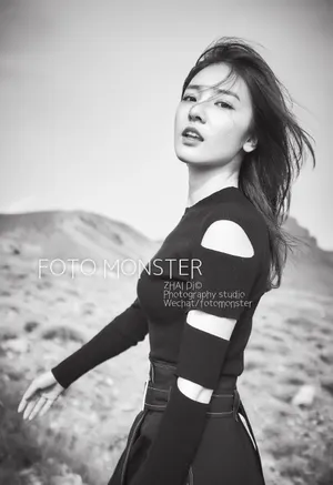 马瑞唯美质感黑白写真图片_1