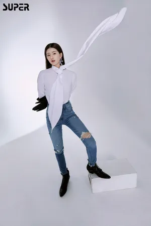 赵露思时尚潮流写真图片_4