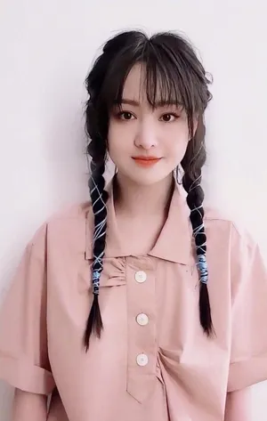 郑爽麻花辫元气写真图片_3