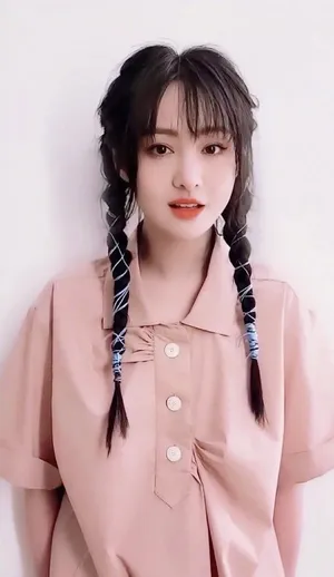 郑爽麻花辫元气写真图片_5