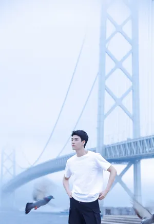 龚俊清爽帅气写真图片_5