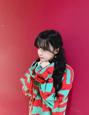 宋雨琦甜美软萌写真图片_3