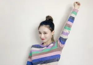 何宣林俏皮可爱写真图片_2