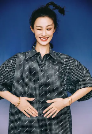 孙佳雨灵动鬼马写真图片_1