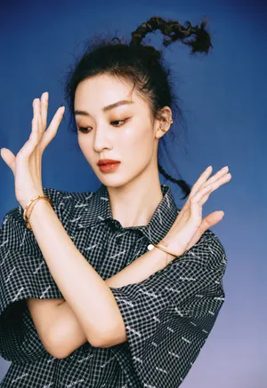 孙佳雨灵动鬼马写真图片_2