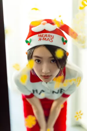 周依然轻甜少女风写真图片_8