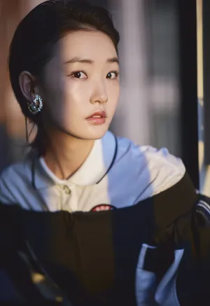 周依然性感甜酷写真图片_4