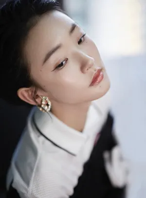 周依然性感甜酷写真图片_7