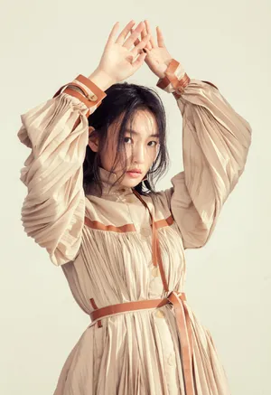 周依然甜美养眼写真图片_1
