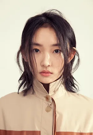 周依然甜美养眼写真图片_4