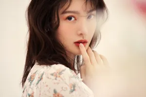 金晨清新靓丽时尚写真图片_2