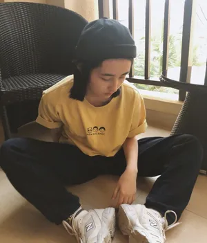 张子枫元气活力私服照图片_1