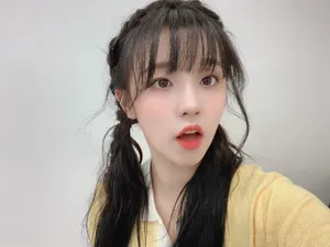 宋雨琦双马尾俏丽自拍照图片