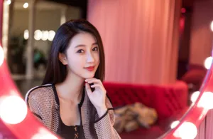 楚月性感迷人写真图片