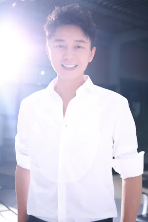 刘奕君白衬衫清爽写真图片