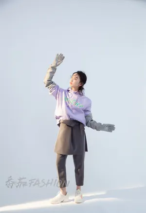 周依然灵动俏皮写真图片_6