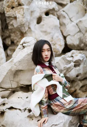 周依然优雅时尚写真图片_8