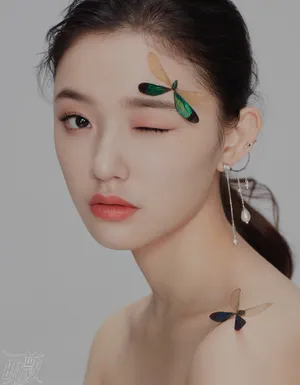 林允时尚性感生日写真图片