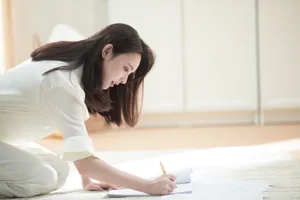 彭小苒纯白优雅写真图片_4