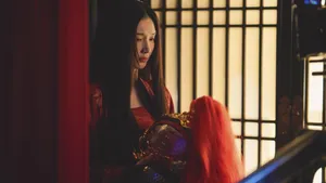 江疏影曹皇后戎装酷感剧照图片