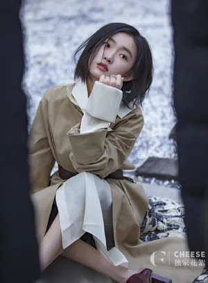 周依然轻甜养眼写真图片_8