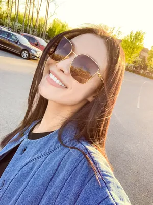 倪妮春日元气自拍照图片_4