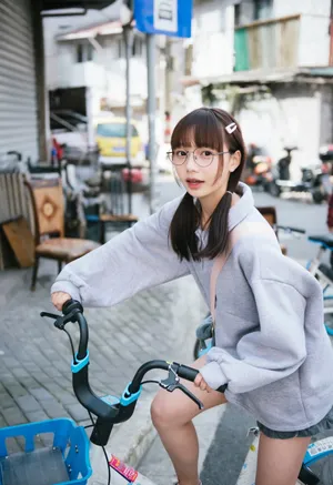 青春有你2沈莹可爱街拍写真_8