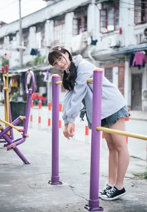 青春有你2沈莹可爱街拍写真_9