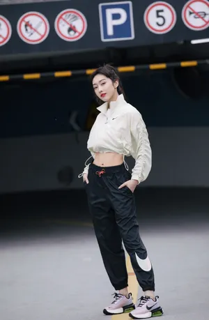 宣璐酷美运动风潇洒写真图片_2