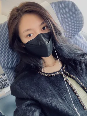 傅菁俏丽私服自拍照图片_4