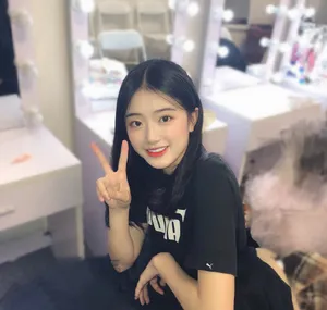 胡馨尹生活照图片_2