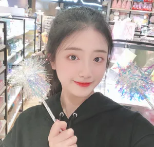 胡馨尹甜美生活自拍照图片_1
