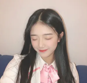 胡馨尹甜美生活自拍照图片_10