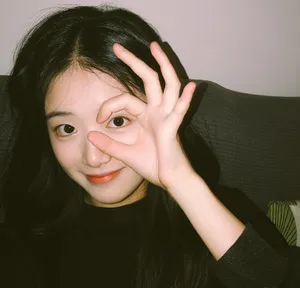 胡馨尹日常自拍照图片_5