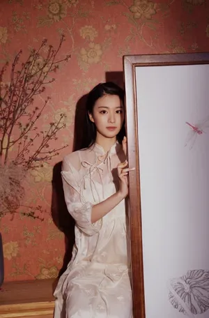 王楚然复古典雅写真图片_3