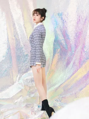 李艺彤清秀养眼写真图片_3