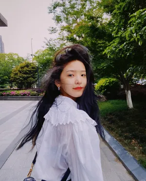 章若楠清秀甜美自拍图片_7