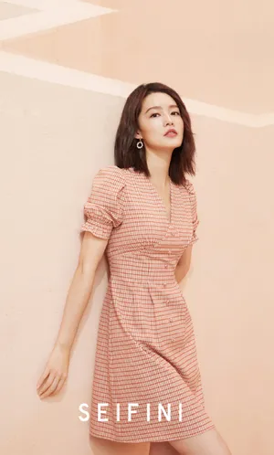 李沁轻盈少女风写真图片_14