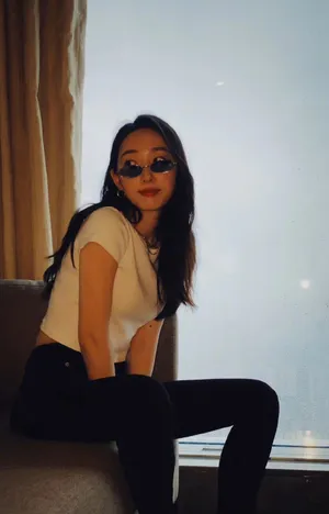 蒋梦婕黑色西装写真图片_6