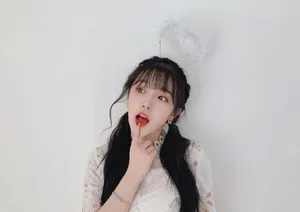 宋雨琦清新俏皮自拍图片_5
